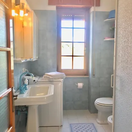 Casa Tina * 카스텔사르도
